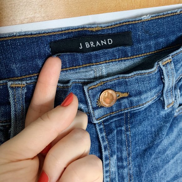 J Brand Alana High Rise Crop Size 28 - Picture 3 of 5